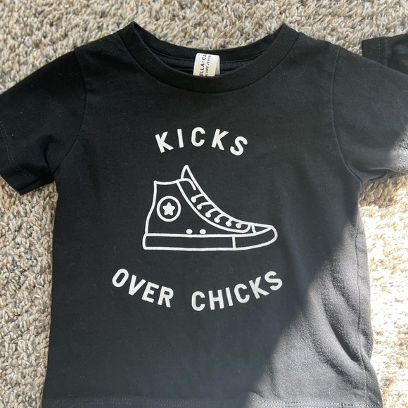 Lightly worn, graphic t-shirts, 12-18 months. - Picture 3 of 8